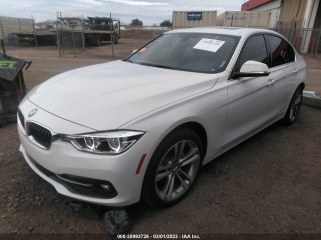 BMW 3 Series 330i 2018 WBA8B9G51JNU98844 Image 2