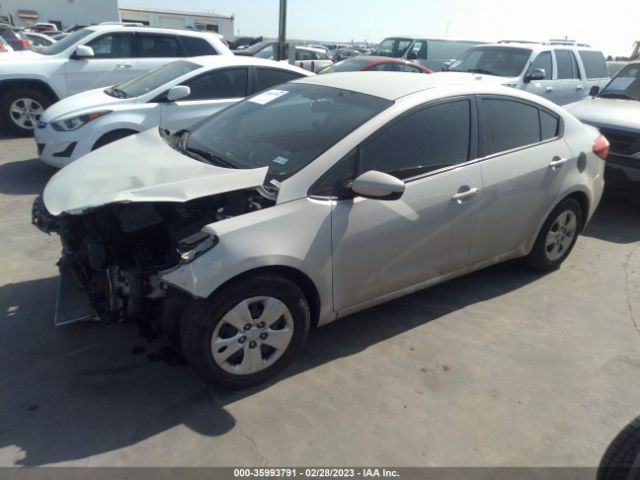 KNAFK4A64E5237807 KIA FORTE LX
