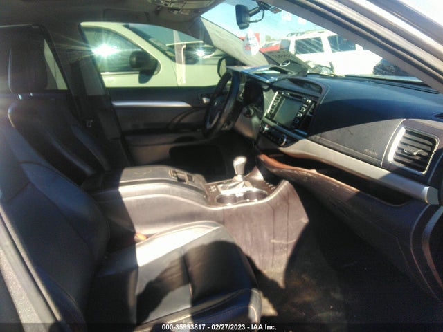 Toyota Highlander Xle 2016 5TDKKRFH3GS174947 Image 5