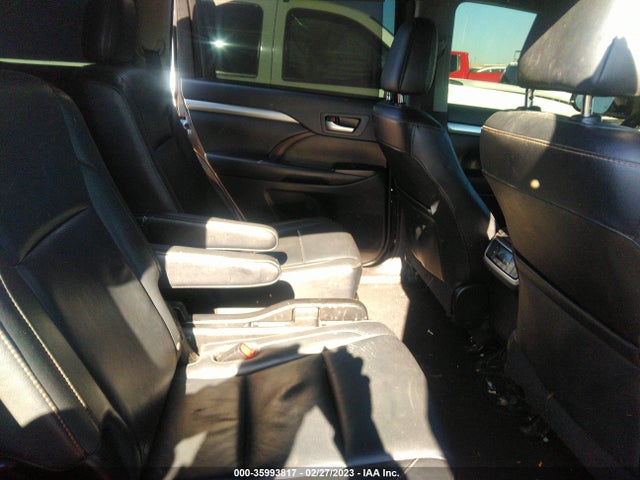 Toyota Highlander Xle 2016 5TDKKRFH3GS174947 Image 8