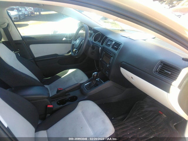 3VW2K7AJ8FM287822 Volkswagen Jetta Sedan 2.0l S W/technology