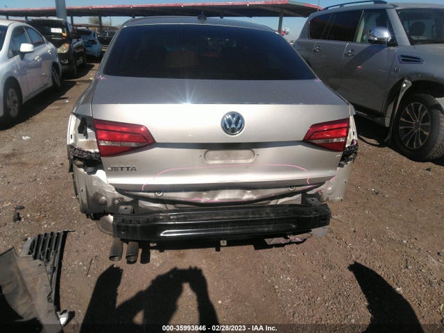 3VW2K7AJ8FM287822 Volkswagen Jetta Sedan 2.0l S W/technology
