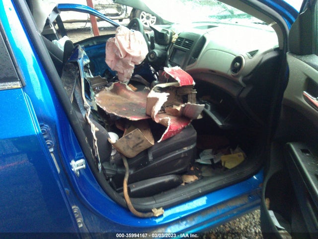 Chevrolet SONIC LT 2016 1G1JC6SB5G4184585 Image 5