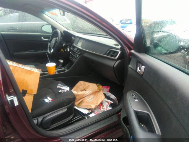 5XXGT4L30JG268565 KIA Optima Lx