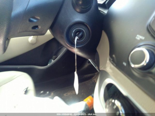 KNADM4A3XF6479830 KIA RIO LX