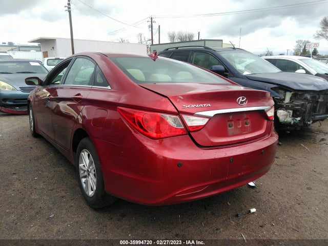 2013 HYUNDAI SONATA GLS VIN: 5NPEB4AC3DH681618