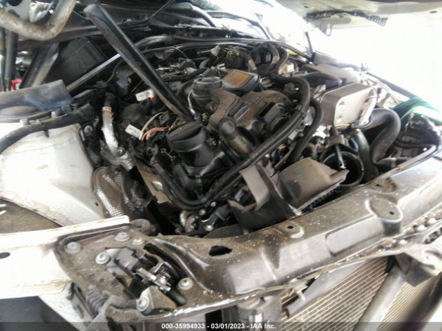 WBA8A9C32HK864796 BMW 3 Series 320i