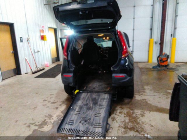 KNDJ23AU8M7761051 KIA SOUL LX