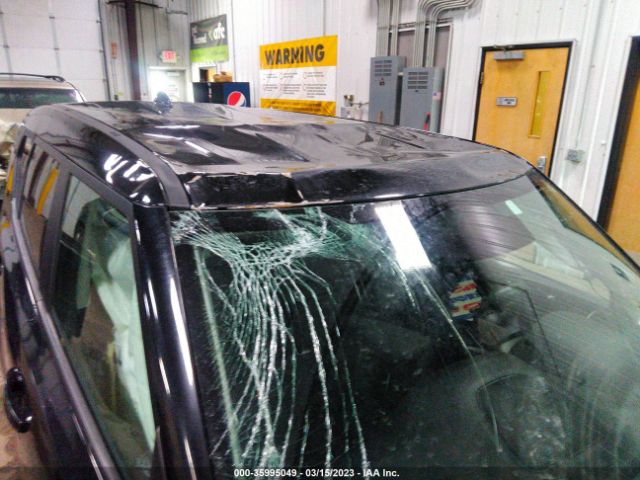 KNDJ23AU8M7761051 KIA SOUL LX