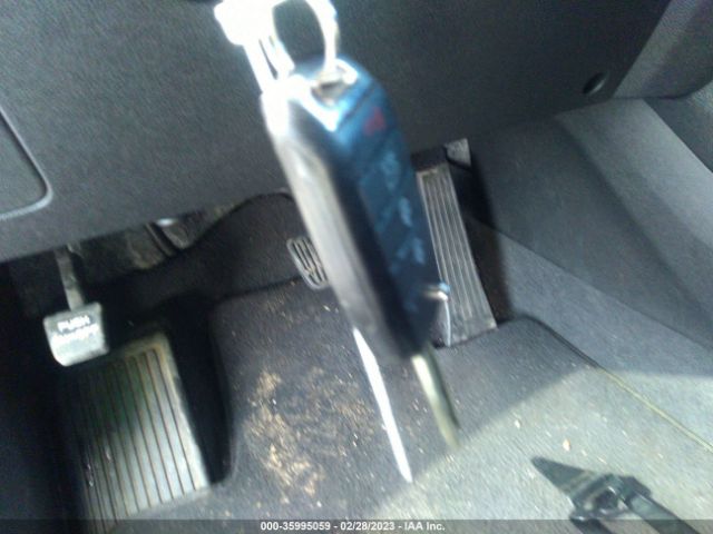5XYPG4A36JG348018 KIA SORENTO LX