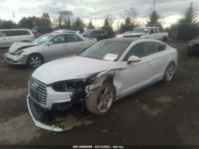 WAUENCF5XJA008711 Audi A5 Sportback Premium Plus