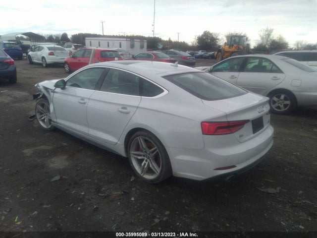 WAUENCF5XJA008711 Audi A5 Sportback Premium Plus