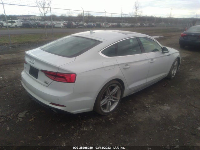 WAUENCF5XJA008711 Audi A5 Sportback Premium Plus