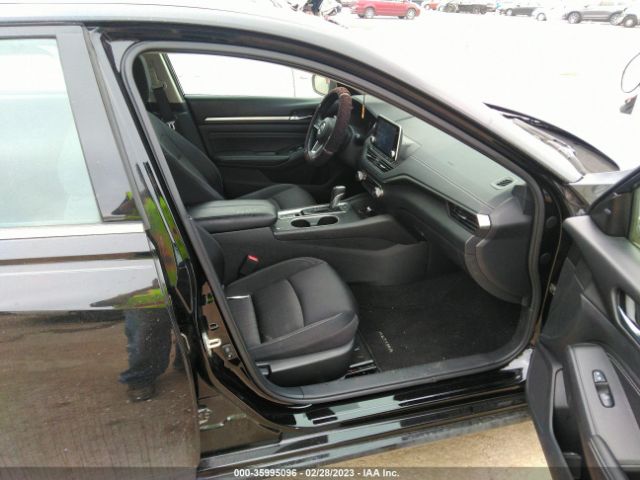 1N4BL4DV0KC118764 Nissan Altima 2.5 Sv