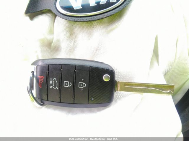 5XYPG4A50JG398169 KIA Sorento Lx V6