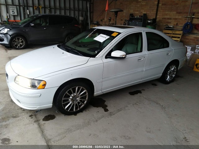 2008 VOLVO S60 2.5T VIN: YV1RS592082687008