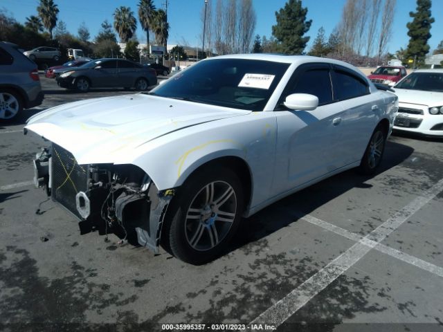 2C3CDXHG8EH329211 Dodge Charger Sxt