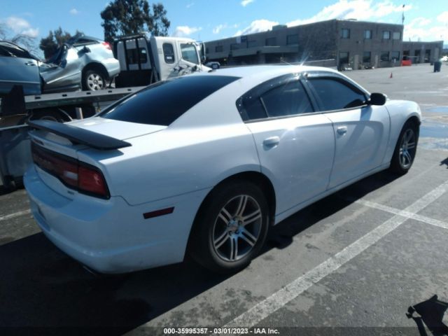 2C3CDXHG8EH329211 Dodge Charger Sxt