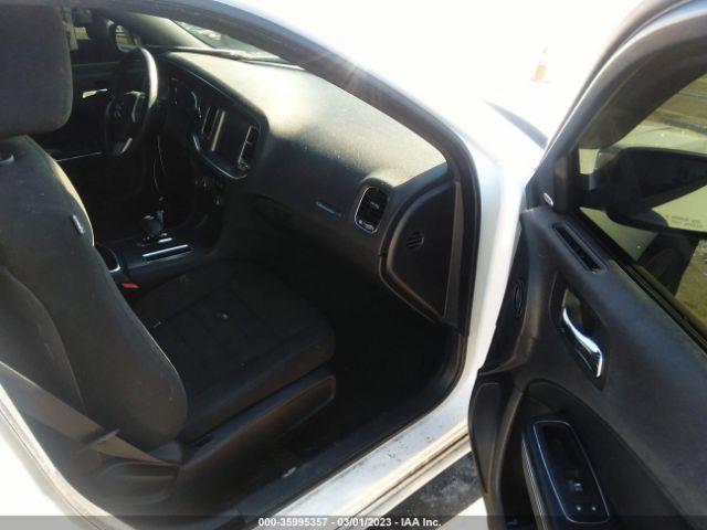 2C3CDXHG8EH329211 Dodge Charger Sxt