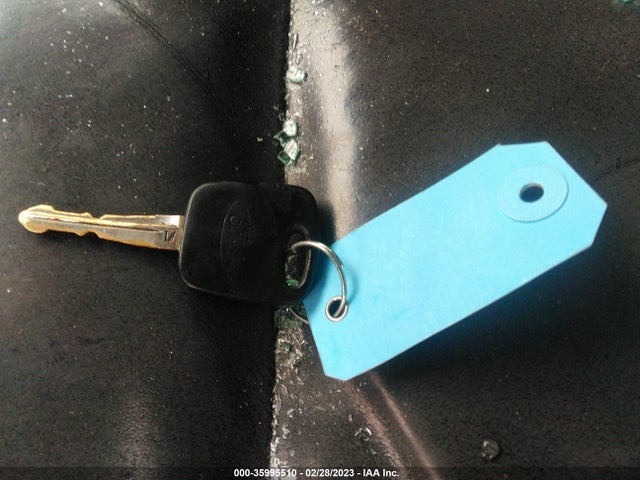 2002 FORD ESCAPE XLT VIN: 1FMCU04132KB64138