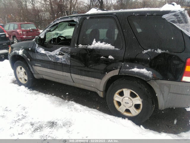 2002 FORD ESCAPE XLT VIN: 1FMCU04132KB64138