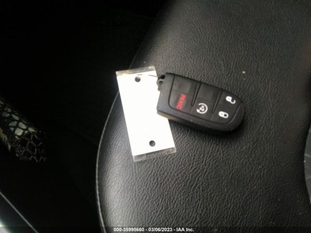 3C4NJDBB9KT847176 Jeep Compass Latitude
