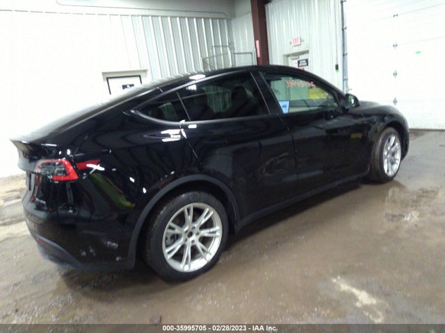 Tesla Model Y Long Range 2021 5YJYGDEE3MF081738 Image 5