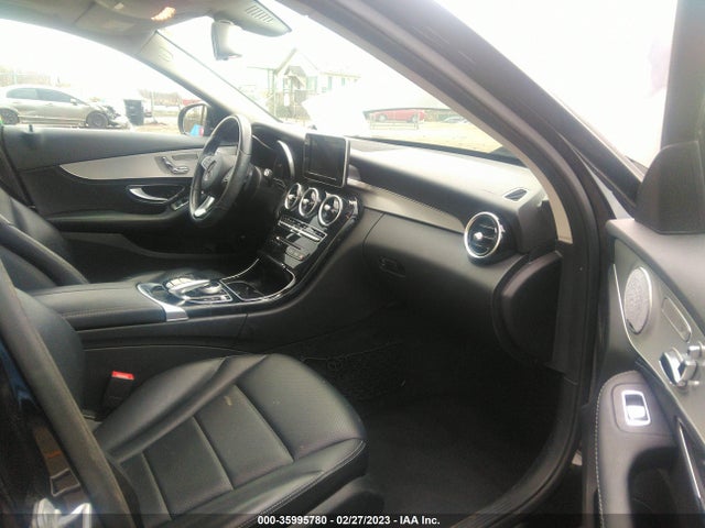 2015 Mercedes-Benz C-Class, VIN: 55SWF4KB8FU011576