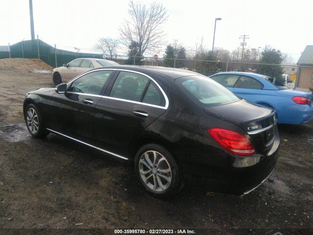 2015 Mercedes-Benz C-Class, VIN: 55SWF4KB8FU011576