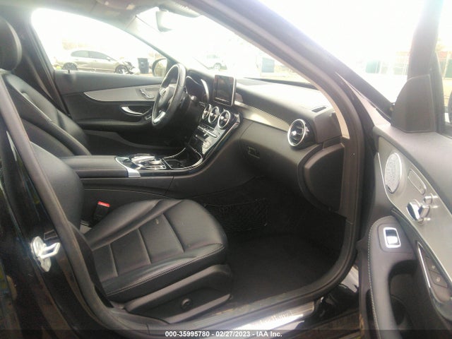 2015 Mercedes-Benz C-Class, VIN: 55SWF4KB8FU011576