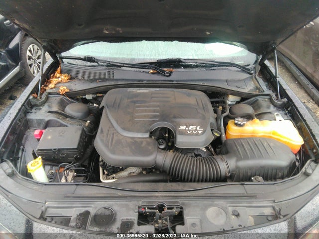 Chrysler 300 2014 2C3CCABG0EH222162 Image 10