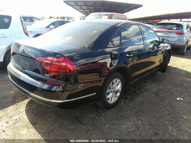 1VWAA7A30JC021754 Volkswagen Passat 2.0t S/r-line