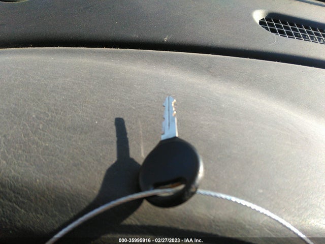 Dodge Stratus 2002 1B3EL36X62N119925 Image 3
