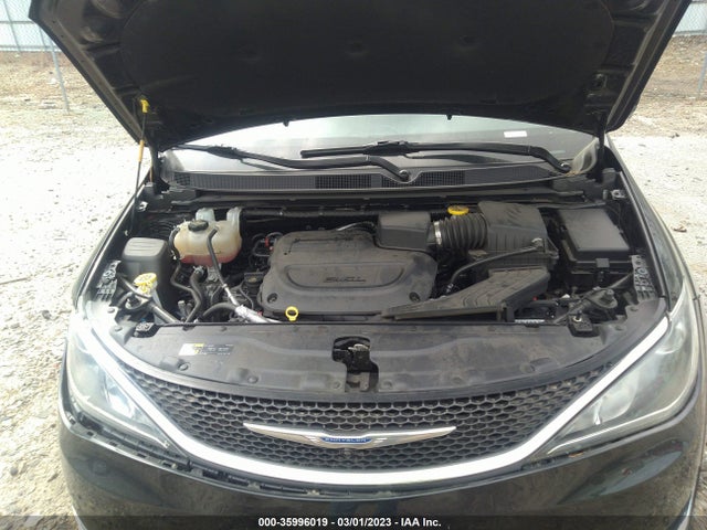 2C4RC1EGXKR599623 Chrysler Pacifica Touring L Plus