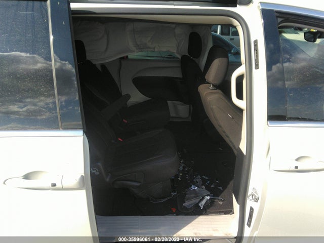 2C4RC1DG4HR743774 Chrysler Pacifica Touring