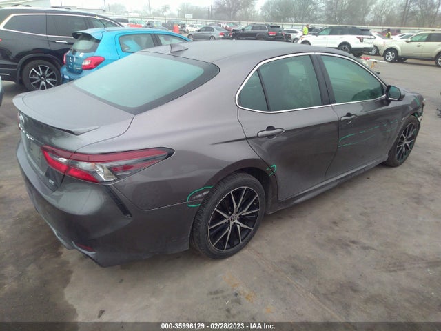 2021 Toyota Camry, VIN: 4T1G11AK0MU461811