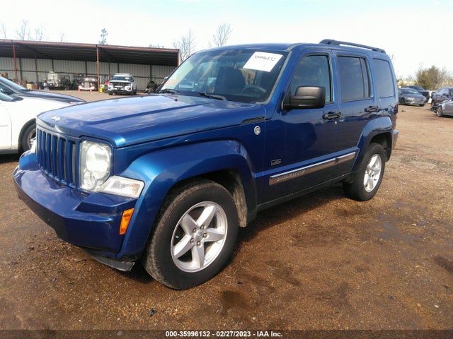 Jeep Liberty Rocky Mountain 2010 1J4PN2GK5AW175811 Image 2