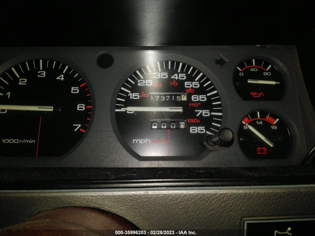 1987 JEEP CHEROKEE LAREDO VIN: 1JCMR784XHT147829