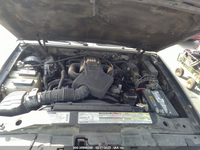 1998 FORD EXPLORER XL/XLT VIN: 1FMZU32EXWZB50641
