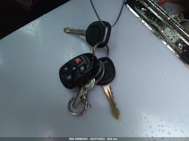 Chevrolet Avalanche 2002 3GNEK13T12G284319 Image 3