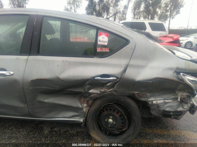 3N1CN7AP5EK456940 Nissan VERSA SV
