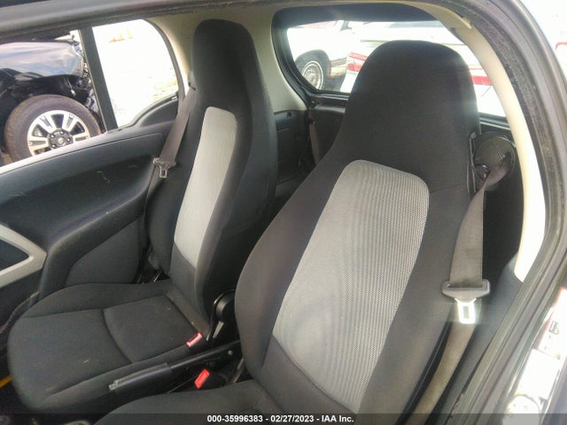 WMEEJ3BA9EK750598 Smart Fortwo Passion/pure