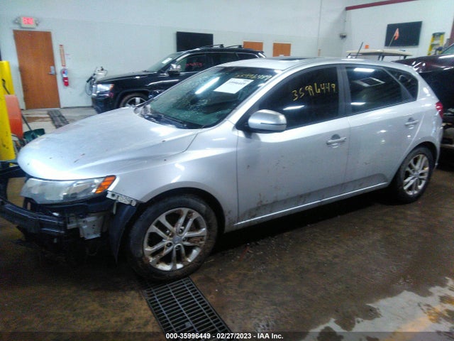 KIA Forte 5-door Ex 2011 KNAFU5A23B5406143 Image 2