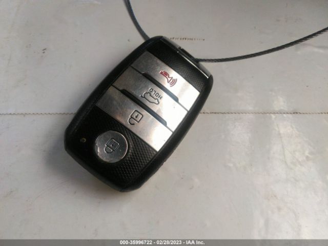 KNDPC3AC9E7574840 KIA Sportage Ex