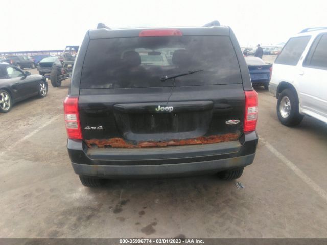 1J4NF2GB2BD174827 Jeep Patriot North