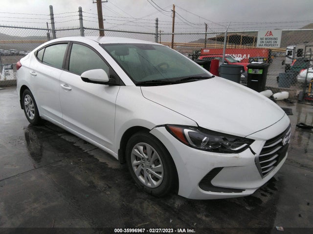 2018 5NPD74LF0JH346168 main image