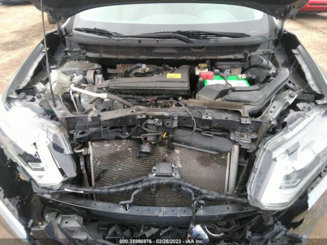 JN8AT2MT4HW139427 Nissan Rogue Sl