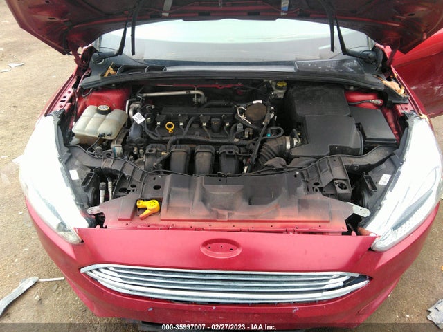 2015 FORD FOCUS SE VIN: 1FADP3K26FL318764