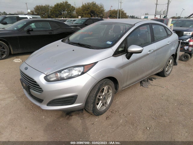 Ford FIESTA SE 2017 3FADP4BJ2HM157666 Image 2