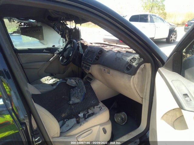 WVGAV7AX0GW074757 Volkswagen Tiguan R-line